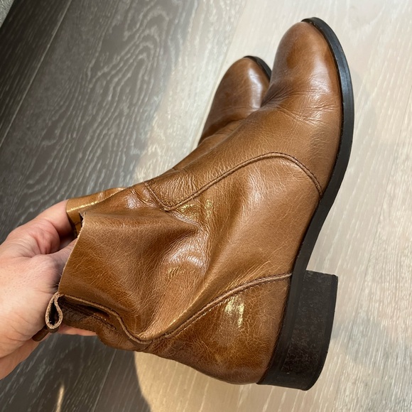 Women’s Brown Leather Shoes - Picture 2 of 4